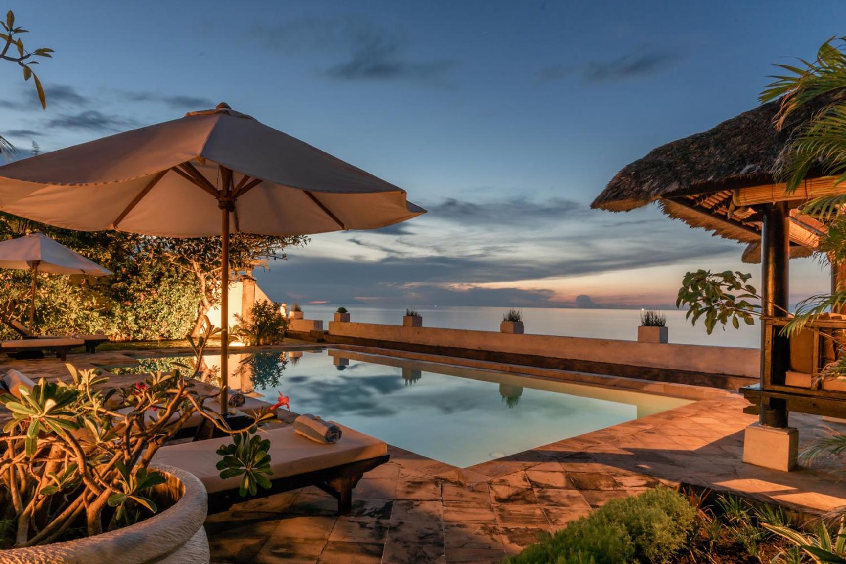 Gorgeous Beachfront Villa Lovina Banjar  Eksteriør billede